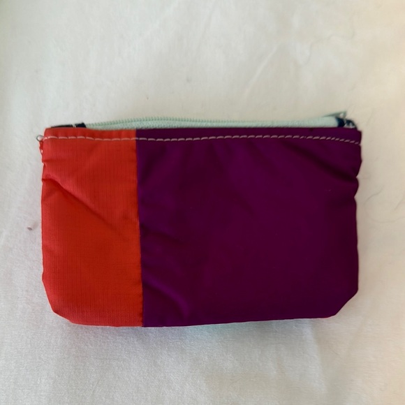 Multicolor Coin purse crafted in AK - Picture 2 of 3
